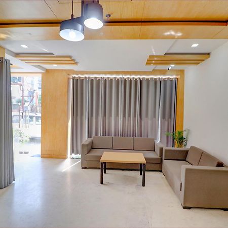 Fabhotel Premium Kashi فاراناسي المظهر الخارجي الصورة